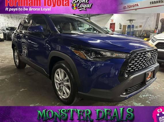 TOYOTA COROLLA CROSS 2022 7MUBAABG9NV037791 image